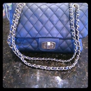 Black/Gold Lattic Design Purse